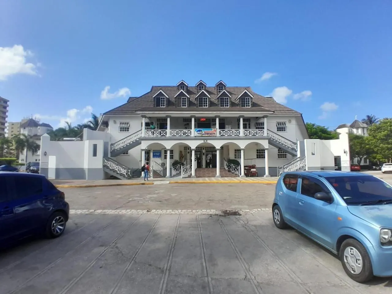 Beach Studio 27 Ocho Rios Apartment