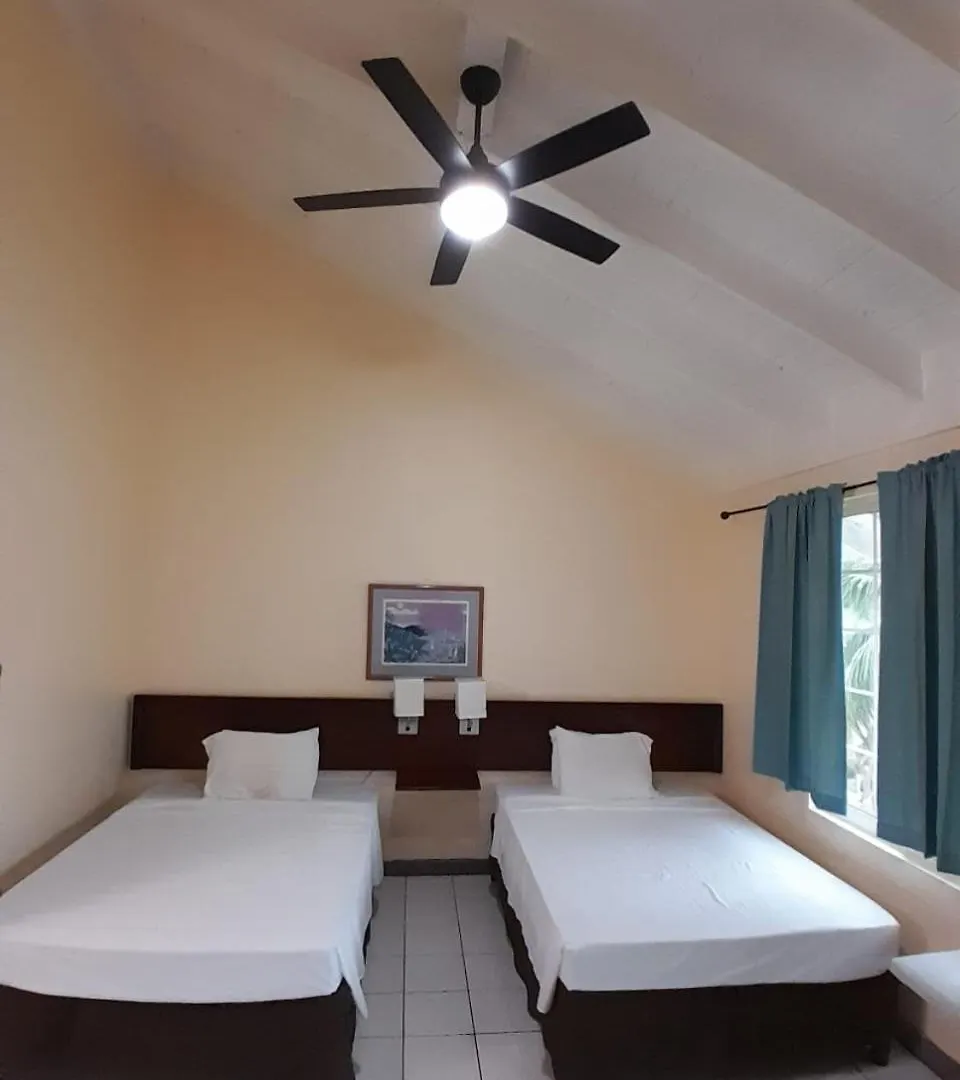 Beach Studio 27 Ocho Rios